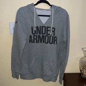 XL Women’s V-Neck Under Armour Heather Grey Hoodie